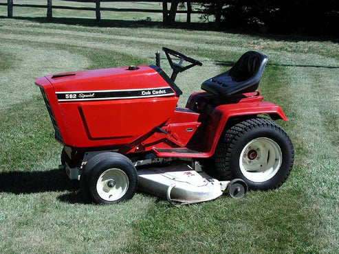case-ih-international-cub-cadet-tractors-582-582-special-682782-and-982-chassis-and-ih-equipment-pdf-repair-and-service-manual